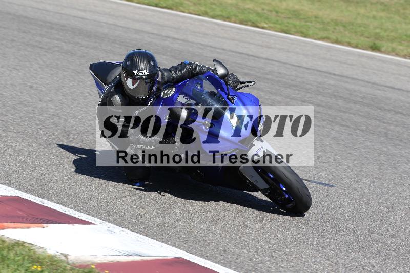 /Archiv-2025/48 25.08.2025 Cornu Master School ADR/blau-bleu/0-5